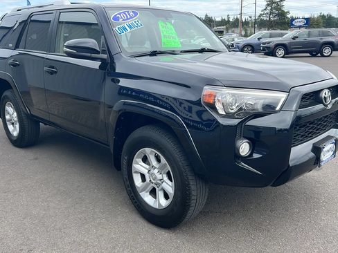 Used 2018 Toyota 4Runner SR5 Premium AWD/4WD image 3