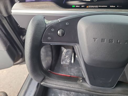 Used 2022 Tesla Model S AWD/4WD image 26