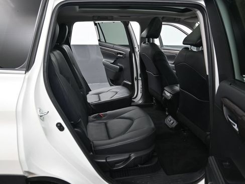 Used 2021 Toyota Highlander Platinum AWD/4WD image 35