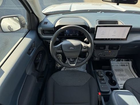 New 2025 Ford Maverick XL image 24