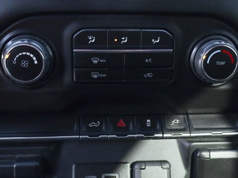 Used 2022 Chevrolet Silverado 2500 Custom w/ Gooseneck/5TH Wheel Package image 34