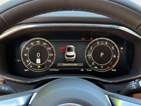 New 2026 Jaguar F-PACE R-Dynamic S AWD/4WD image 22