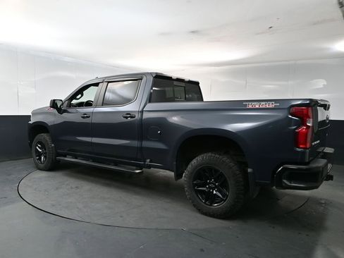 Used 2021 Chevrolet Silverado 1500 LT Trail Boss w/ Convenience Package II AWD/4WD image 3