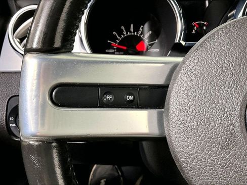 Used 2007 Ford Mustang GT Premium image 18