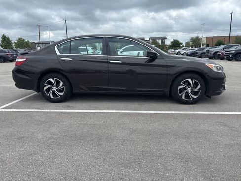 Used 2016 Honda Accord LX image 6