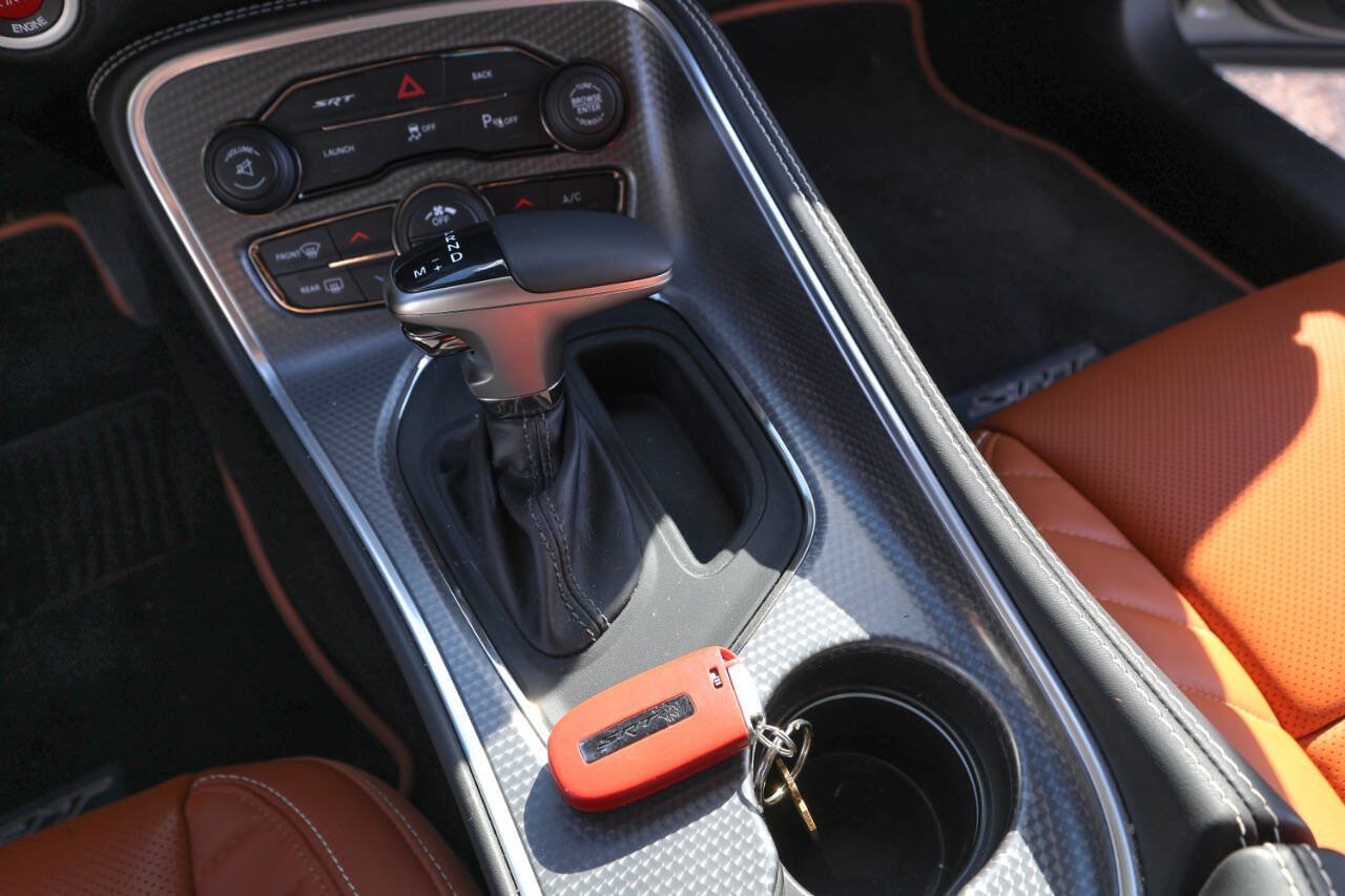 Used 2015 Dodge Challenger SRT Hellcat RWD image 81