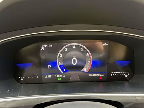Certified 2024 Volkswagen Tiguan SE AWD/4WD image 26