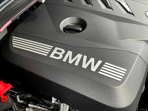 New 2025 BMW X3 xDrive30i w/ Convenience Package image 17