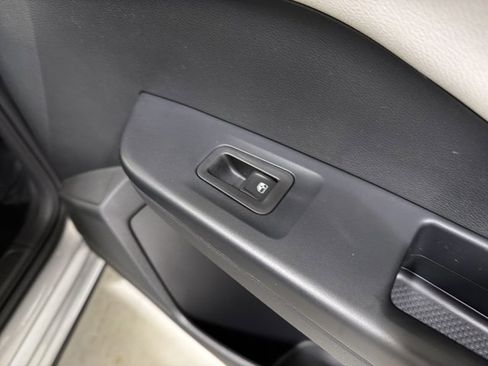 New 2026 Volkswagen Taos S image 39