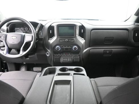 Used 2025 Chevrolet Silverado 1500 Custom image 14