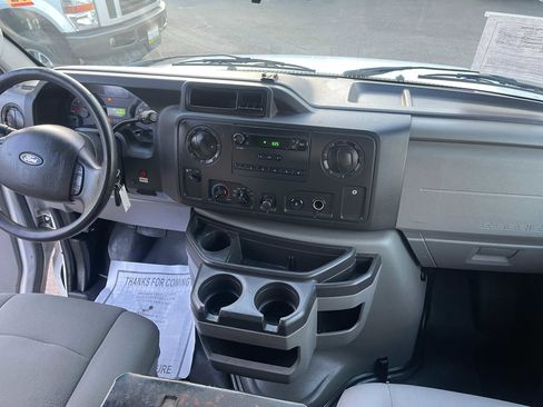 Used 2013 Ford E-150 and Econoline 150 image 14