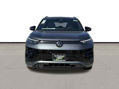 New 2026 Volkswagen Tiguan SE R-Line