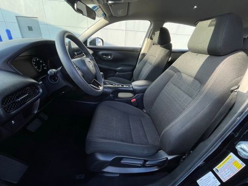 Certified 2023 Honda HR-V LX image 26