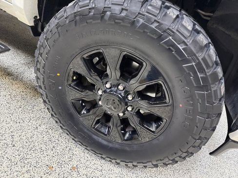 Used 2024 RAM 2500 Limited image 77