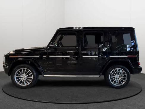 Used 2021 Mercedes-Benz G 550 image 3