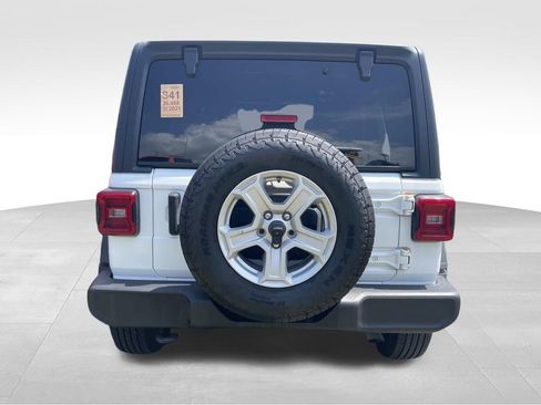 Used 2021 Jeep Wrangler Unlimited Sport AWD/4WD image 5