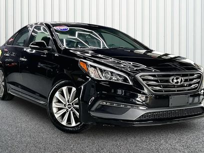 Used 2017 Hyundai Sonata Sport w/ Value Edition Package 02