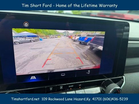 Used 2023 Chevrolet Colorado Trail Boss w/ Advanced Trailering Package AWD/4WD image 16