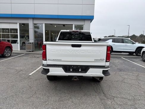 Used 2024 Chevrolet Silverado 3500 High Country w/ High Country Premium Package image 4