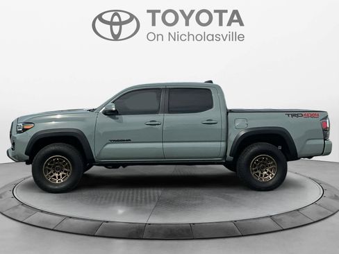 Used 2023 Toyota Tacoma TRD Off-Road w/ Technology Package image 3