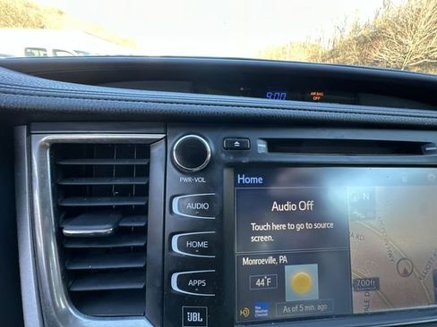 Used 2014 Toyota Highlander Limited image 16