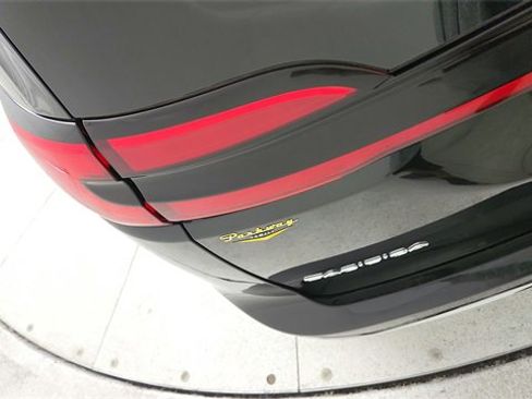 Used 2022 Chrysler Pacifica Touring-L image 26