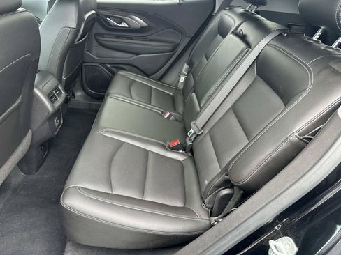 Certified 2022 GMC Terrain SLT FWD image 11