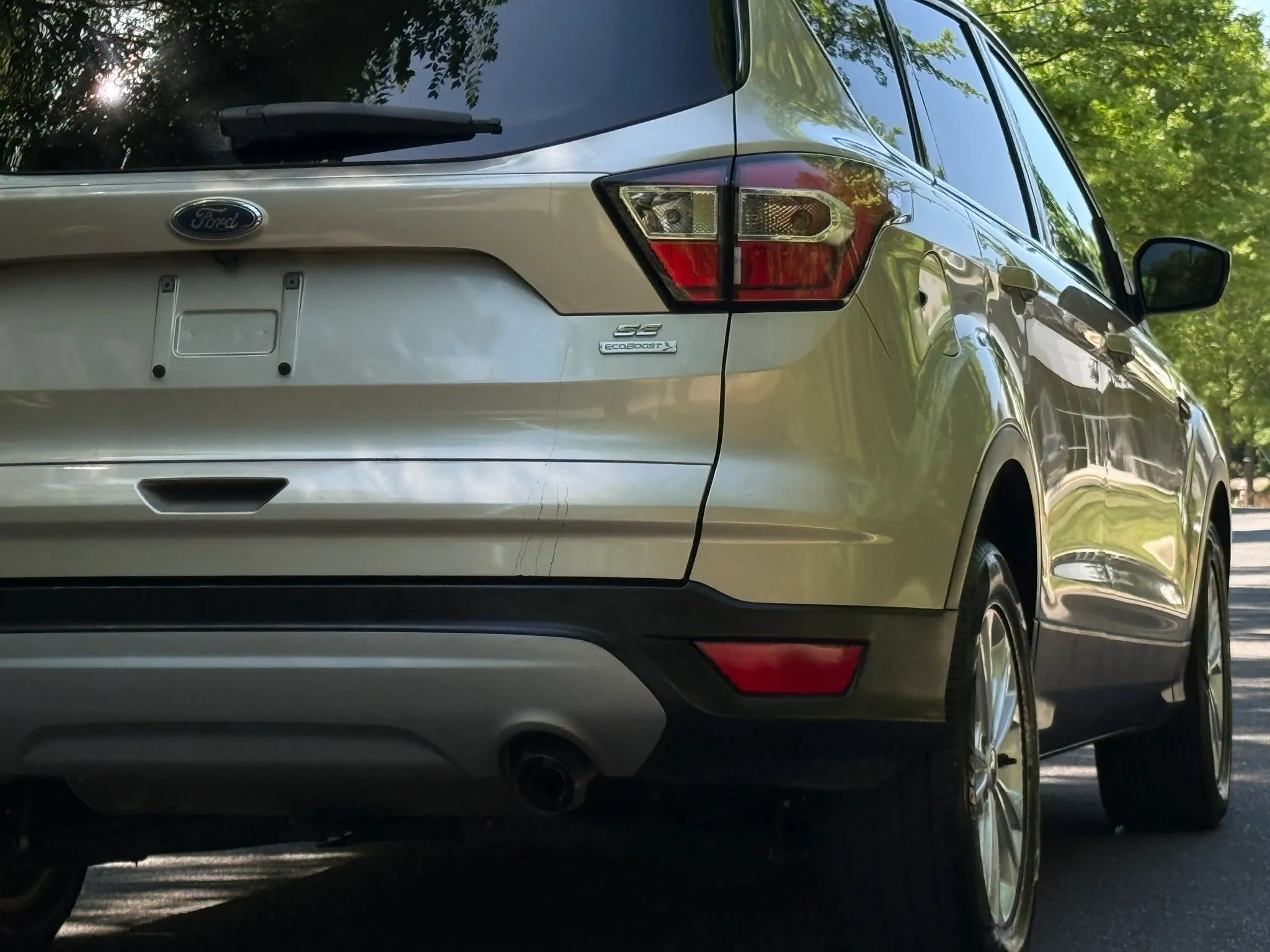 Used 2017 Ford Escape SE FWD image 5