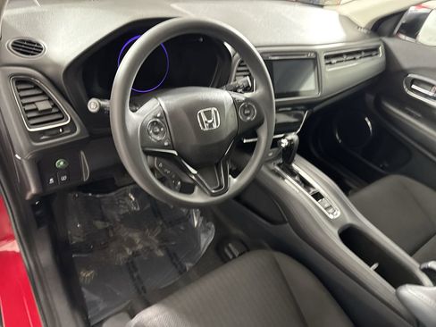 Used 2016 Honda HR-V EX image 9