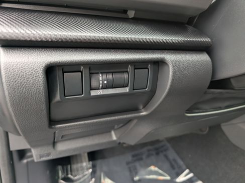 Certified 2024 Subaru Crosstrek 2.0i Premium AWD/4WD image 25