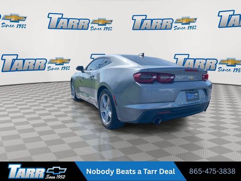 Used 2023 Chevrolet Camaro LT RWD image 6