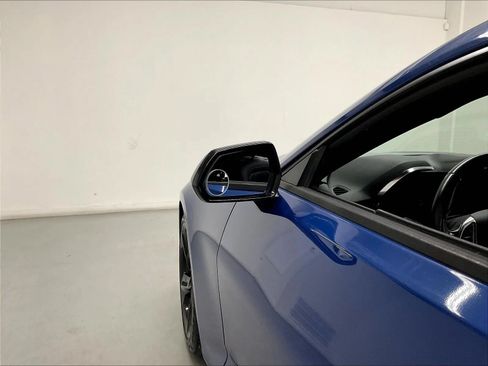 Used 2021 Chevrolet Camaro LT RWD image 39
