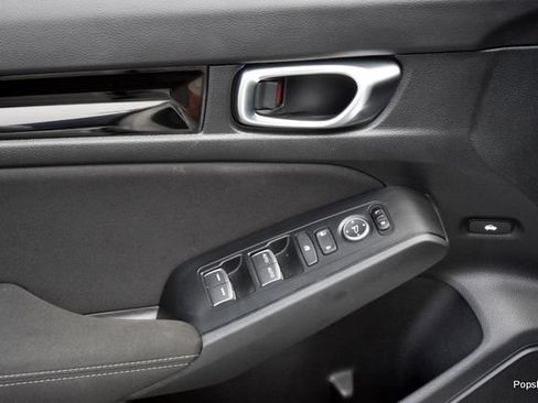 Used 2025 Honda Civic Sport image 9