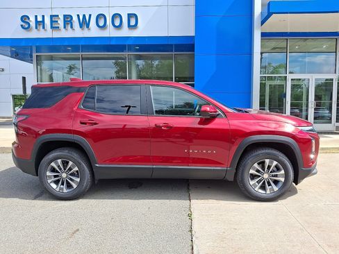 New 2026 Chevrolet Equinox LT w/ Convenience Package II AWD/4WD image 7