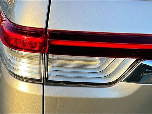 Used 2023 Lincoln Navigator Reserve image 32