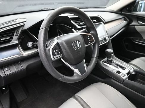 Used 2017 Honda Civic EX-T image 19