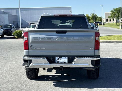 Used 2024 Chevrolet Silverado 1500 LT AWD/4WD image 26
