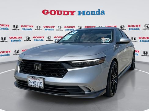 Used 2023 Honda Accord EX image 1