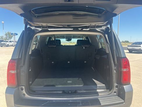 Used 2019 Chevrolet Suburban LT AWD/4WD image 5