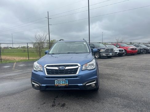 Used 2018 Subaru Forester 2.5i Limited w/ Popular Package #2 AWD/4WD image 2