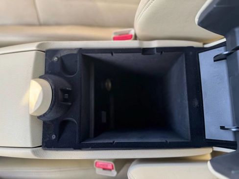 Used 2012 INFINITI EX35 Journey w/ Premium Pkg image 27