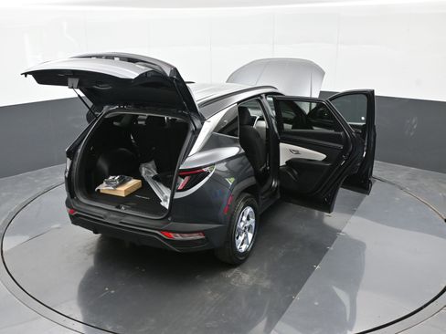 Certified 2022 Hyundai Tucson SEL AWD/4WD image 46