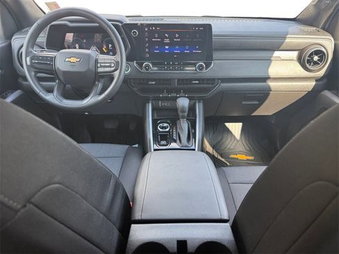 Used 2024 Chevrolet Colorado W/T w/ Advanced Trailering Package image 10