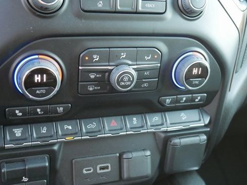 Used 2022 Chevrolet Silverado 3500 High Country w/ Safety Package II image 24