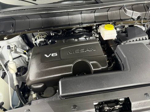 Used 2024 Nissan Pathfinder Platinum AWD/4WD image 37