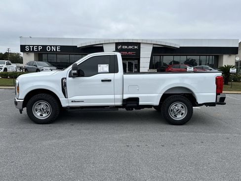 Used 2024 Ford F350 XL w/ XL Chrome Package image 4