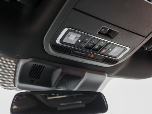 Used 2025 Ford F150 Raptor image 21