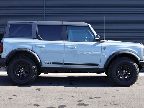 Used 2021 Ford Bronco First Edition image 4