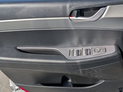 Used 2024 Hyundai Palisade SEL image 16