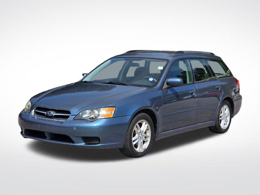 Used 2005 Subaru Legacy 2.5i AWD/4WD image 2